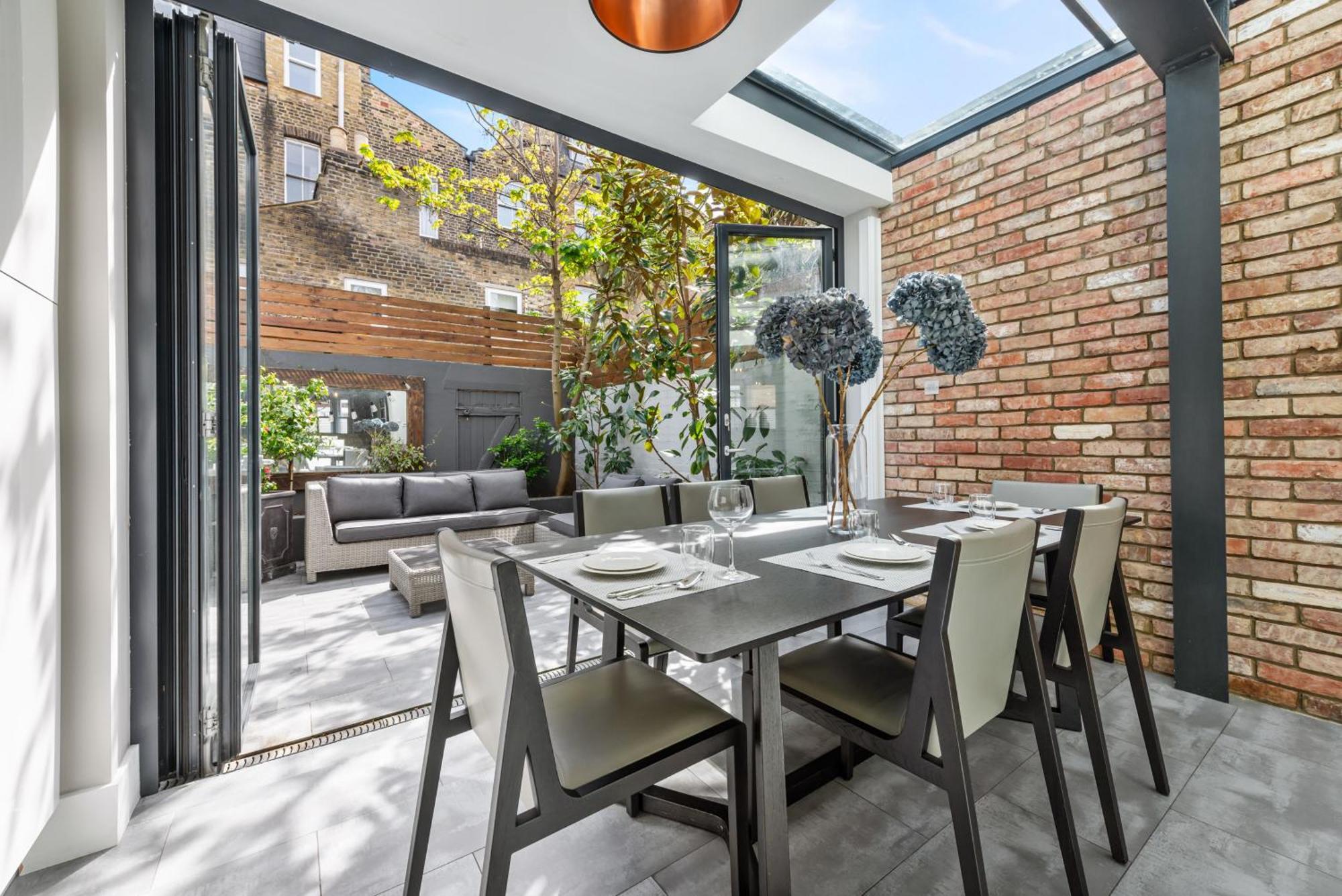 Holiday home Central 4 Bedroom House With Garden In Battersea Close To Chelsea London