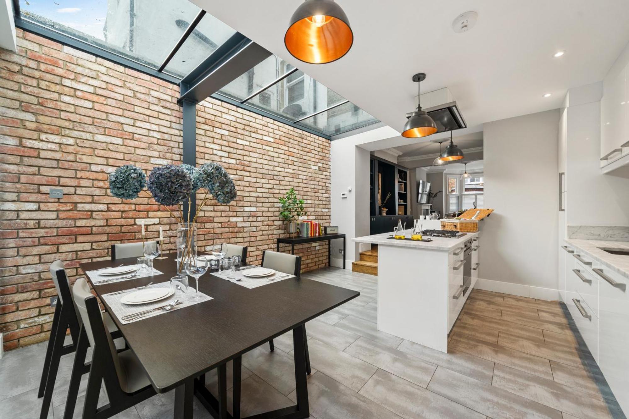Central 4 Bedroom House With Garden In Battersea Close To Chelsea * London
