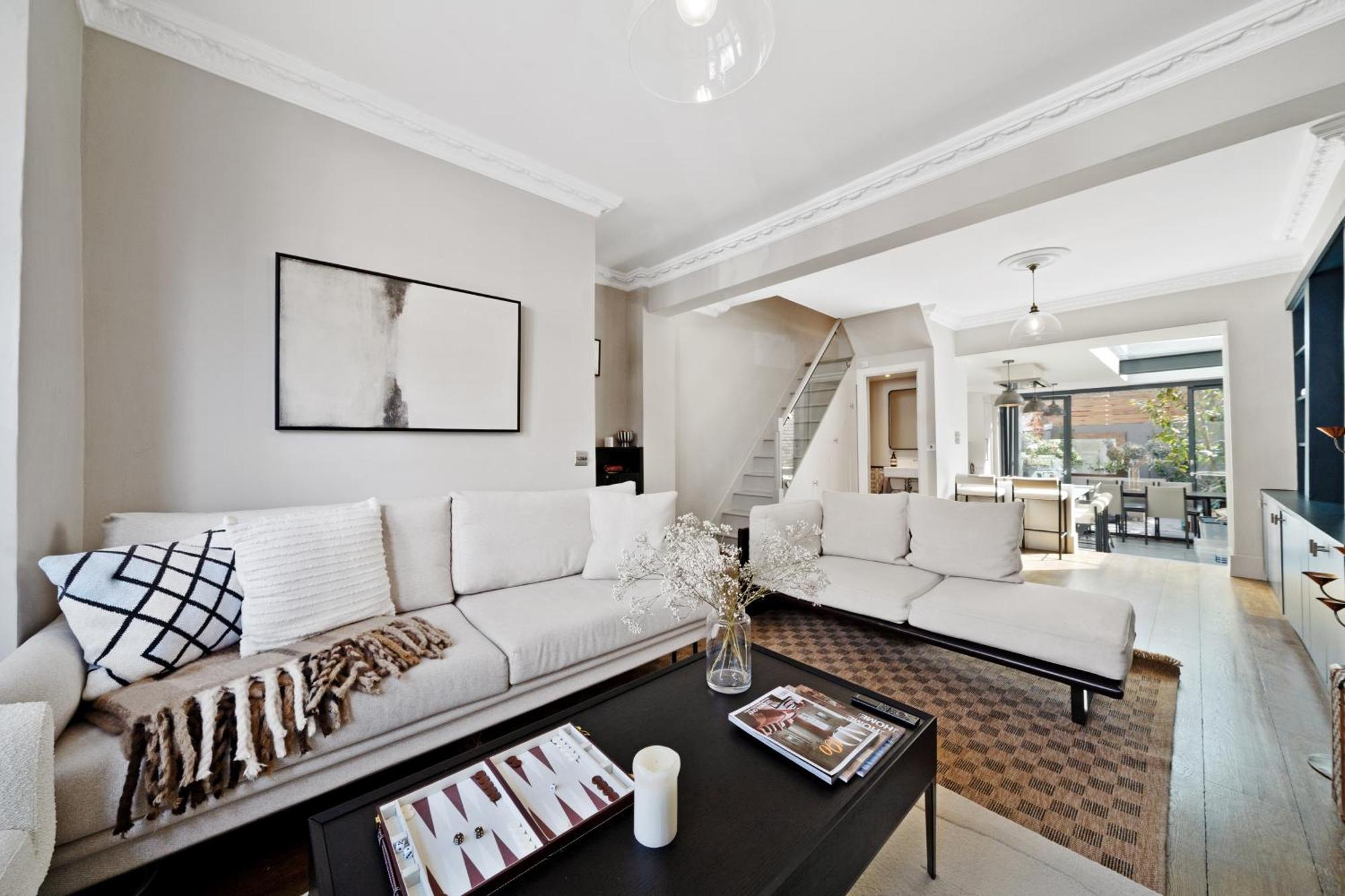 Central 4 Bedroom House With Garden In Battersea Close To Chelsea Holiday home London